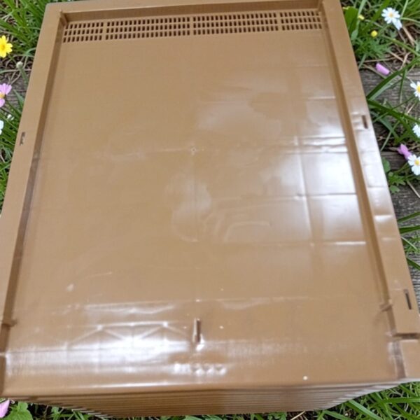Fond de ruche Nicot plastique ventilation arrière