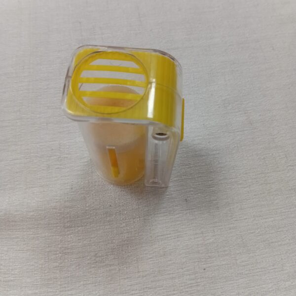 Second image of Cage marquage a reine