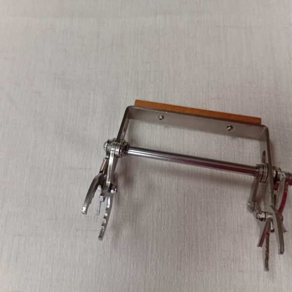 Second image of Pince Lève cadre ressort