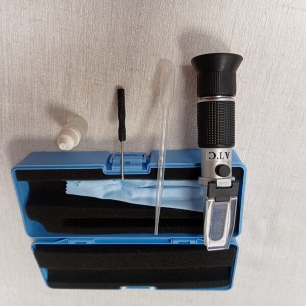 Second image of Réfractomètre a miel